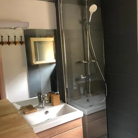 A - 6 Personnes * Cauterets